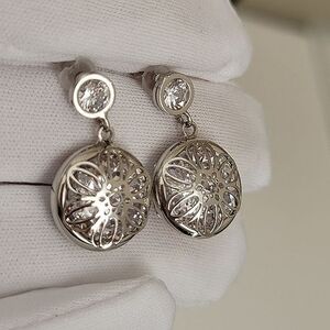 Earrings 𝅺Silver Tone Flower Crystal Drop Earrings #0395